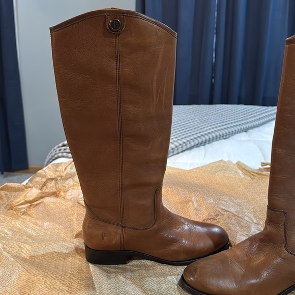 Frye Melissa button  2 wide calf - Picture 2 of 11
